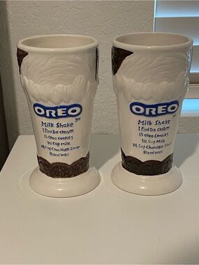 Vintage Oreo Milkshake Ceramic Glasses - Set of 2 - White & Blue